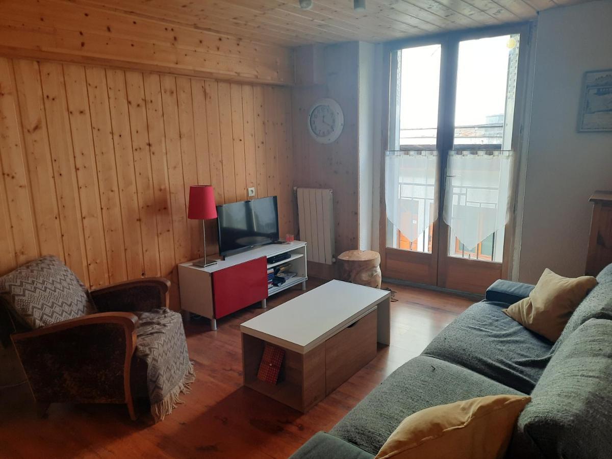 Le Cocon Apartment Bagneres-de-Luchon Ngoại thất bức ảnh