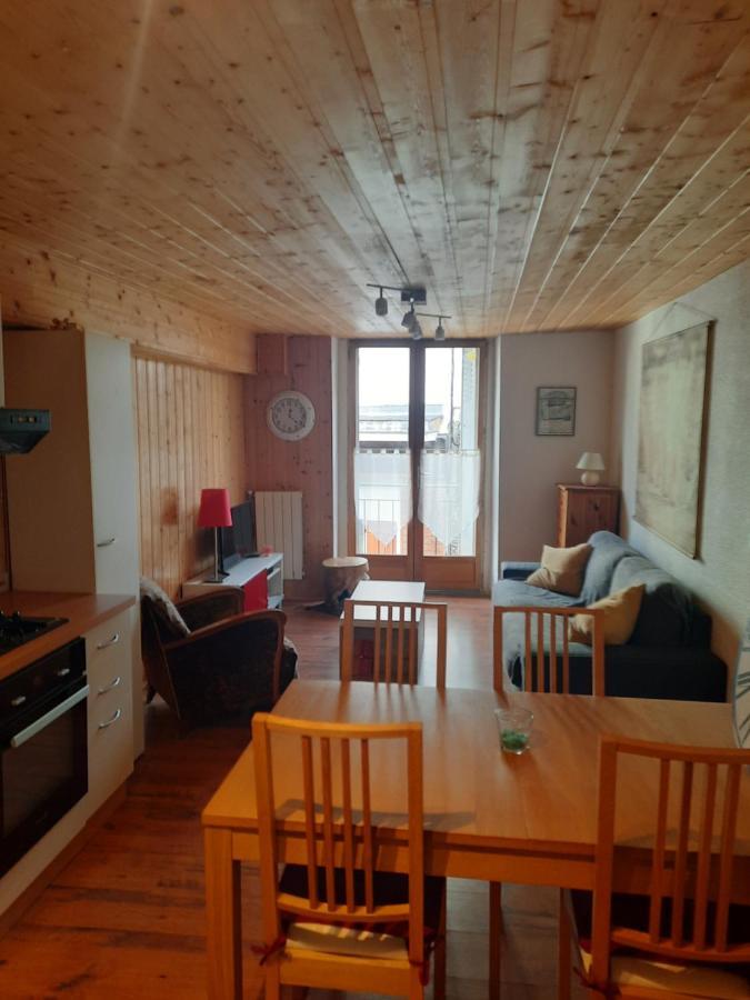 Le Cocon Apartment Bagneres-de-Luchon Ngoại thất bức ảnh